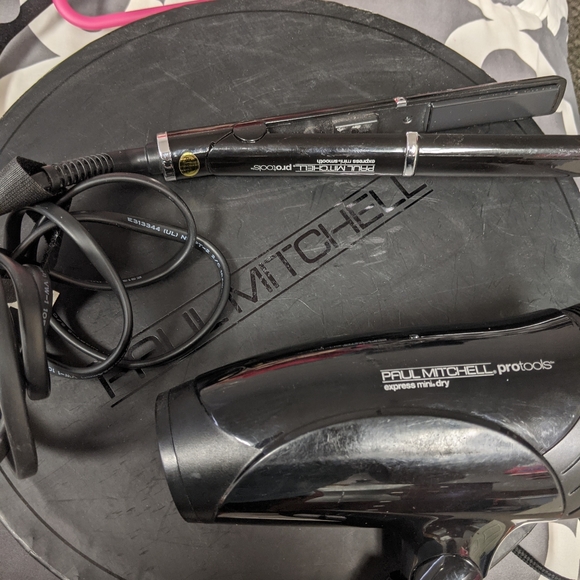 Paul Mitchell straightener and blow dryer set - Picture 3 of 4
